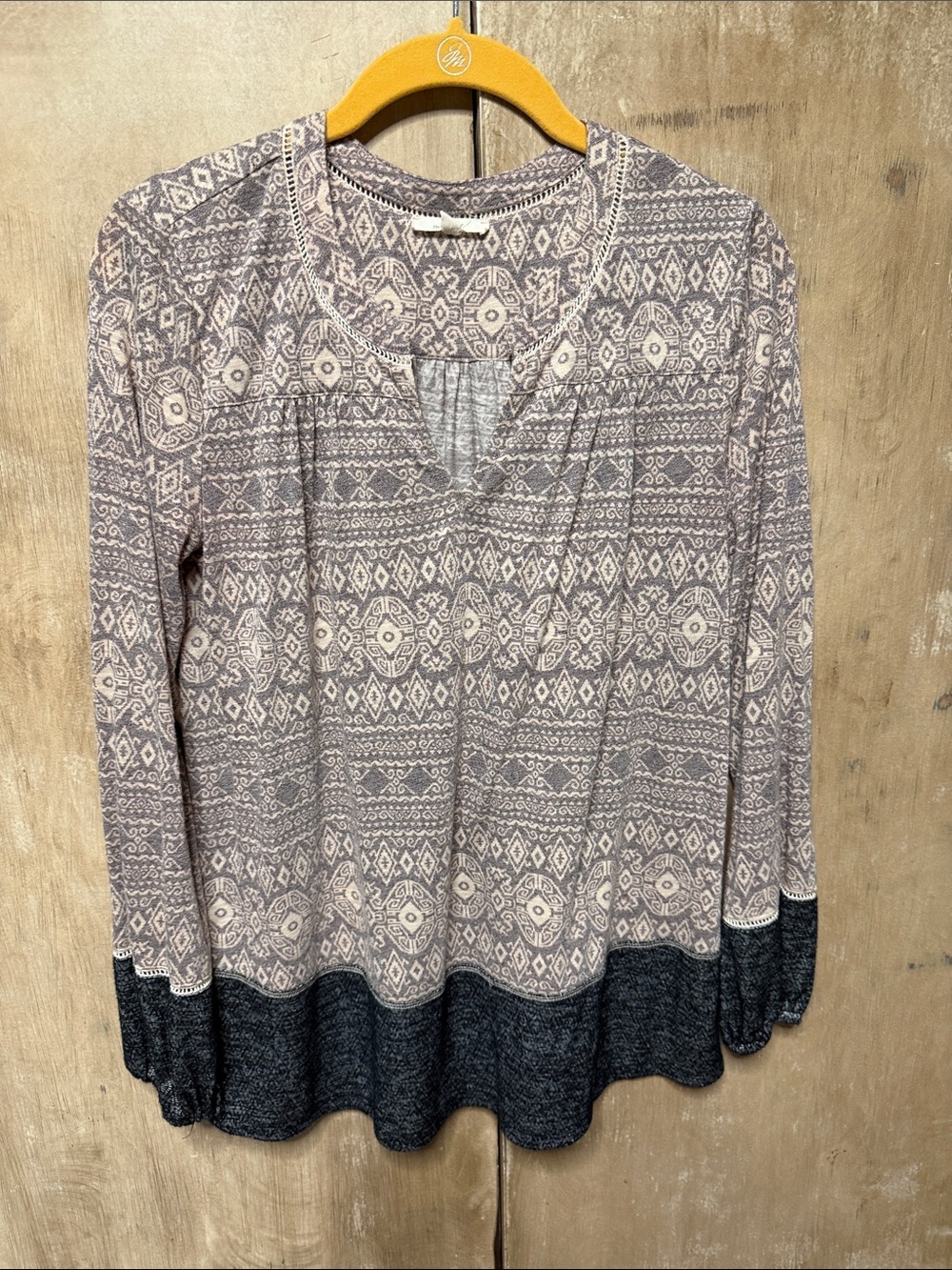 Mystree Long Sleeve Printed Tee in Mauve and Charcoal